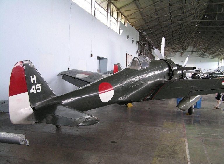 Mahasiswa Fakultas Hukum Untan Belajar Hukum Udara