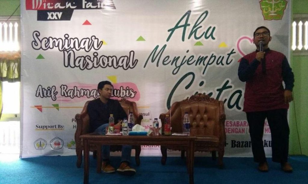 Seminar Nasional & Bedah Buku “Aku Menjemput Cinta” Mizan Fair XX 2018