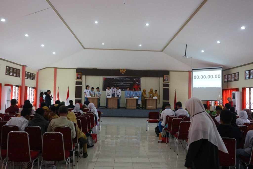 Youth Law Competition (YLC) Tingkat SMA Se-Kota Pontianak