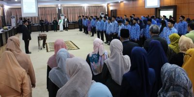 Dr. Sy. Hasyim Azizurrahman Dalam Pelantikan dan Pengambilan Sumpah
