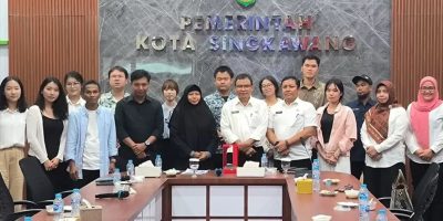 Kaprodi Mendampingi Rombongan Mahasiswa Guangxi Minzu China Kunjungi Kota Singkawang