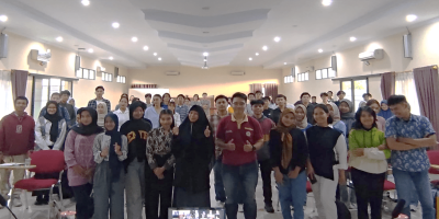 Pelatihan Soft Skill Mahasiswa (Menguasai Seni Public Speaking: Teknik dan Strategi untuk Pembicara Pemula) FH UNTAN