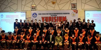 Sebanyak 118 Lulusan Ikuti Yudisium Fakultas Hukum UNTAN Periode III T.A. 2021/2022